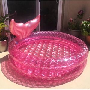 Sunnylife Pink Mermaid Tail Inflatable Pool